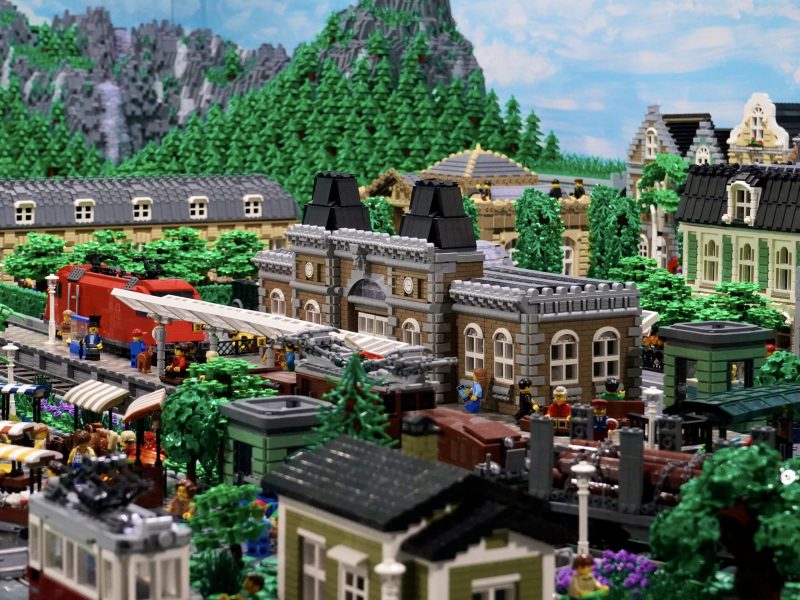Hauptbahnhof der Lego Stadt von Bob Brickman